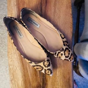 Steve Madden Leopard Print Cowhair Flat, size 10M